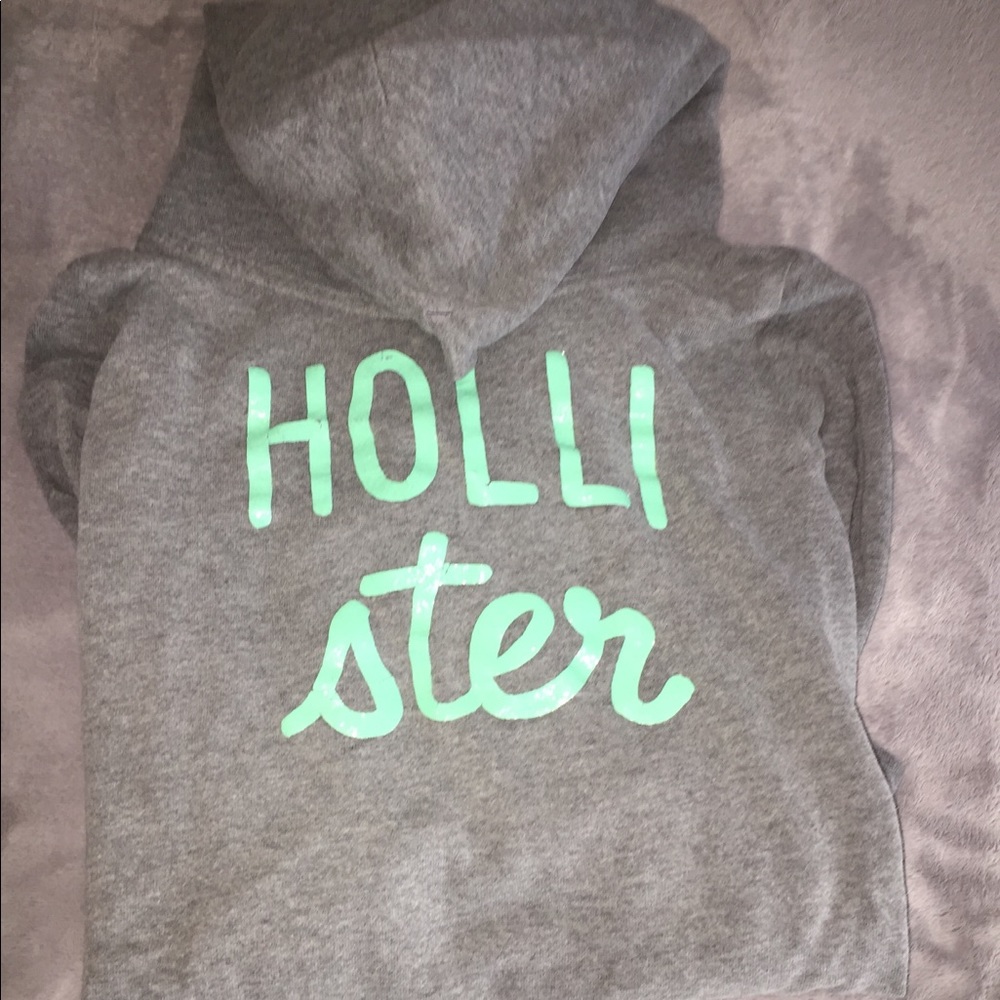 Gray hoodie